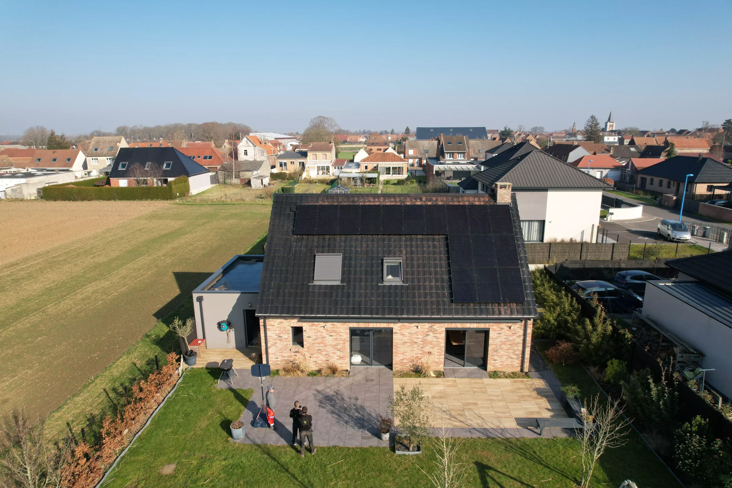 Installation de panneaux solaires par Nord Performance Energétique dans les hauts de france